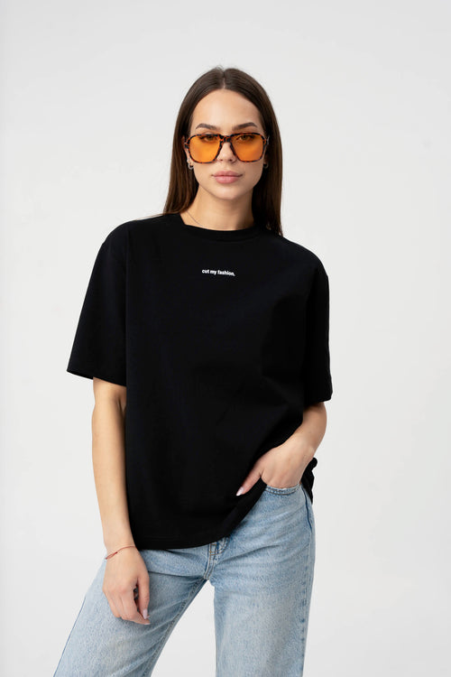 Juodi oversized moteriški marškinėliai CMF470